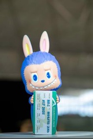 收The Monster labubu機場公仔