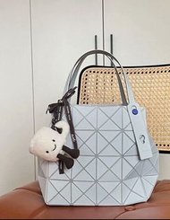 🔥清庫存｜超低價走貨 Clear Stock | Super Low Price Sale | 絕美霧面萬能搭 三宅一生BAO BAO ISSEY MIYAKE 淺灰小號幾何菱格手提托特包|