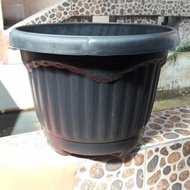 Pot Bunga Tanaman Mio Shallom Hitam 35 cm/Pot Plastik Hitam 35cm