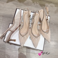 Mesh high heels with 3cm papilla heels are available in all sizes. High-end brand products look supe