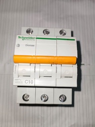 mcb domae Schneider 3p 10A