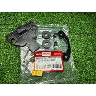 Honda Ex5 Ex5 Dream Seat Mounting Comp Rubber Seat Bush Bracket