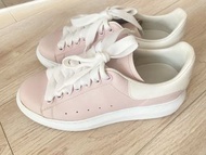 Alexander McQueen 粉色厚底休閒鞋