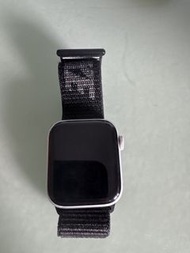 Apple Watch SE 44mm 連Nike 運動錶帶