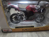 【Honda CBR600RR 】全新1：12 本田 "CBR600"模型玩具電單車 red color honda CBR 600RR motorcycle toys car