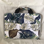 TAS LAPTOP 14INCH KAIN KANVAS MOTIF/TAS LAPTOP WANITA//SARUNG LAPTOP/MOTIF KAPAL/TAS LAPTOP 14INCH/TAS LAPTOP PRAKTIS/TAS LAPTOP MOTIF BAHAN KANVAS/TAS LAPTOP KARAKTER/TAS LAPTOP 14inch KARAKTER/TAS LAPTOP MURAH BERKUALITAS/TAS LAPTOP MOTIF DAUN.