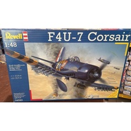 Revell 04590 F4U-7 Corsair 1/48