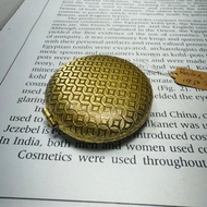 Revlon 復古粉餅盒