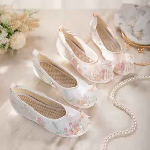 Chinese Vintage Cosplay Girls Shoes Elegant Vintage Embroidery Flower Pearls Ribbon Bowknot Gentle S