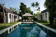 Vila 30 m² dengan 2 bilik tidur dan 2 bilik mandi peribadi di Ubud (Luxury 2 BR Private Pool Villa #