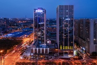 Chengdu LUXURY BLUE HORIZON Hotel (Business District Global Center)