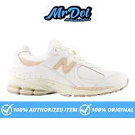 New Balance 2002R White Moonbeam Frappe GS (GC2002VF) - Original 100%