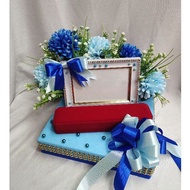 gubahan frame mas kahwin + bekas rantai tangan ( baby blue + royal blue)