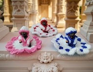 A&S VENTURES Laddu Gopal Woolen Dress with Cap Set of 3, Size 2–3 | Handmade Fancy Wool Winter Posha