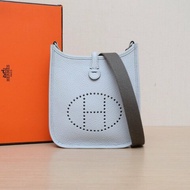 HERMES EvelyneMini168F錫器灰拼08聖杯藍TC皮W刻銀扣肩背包