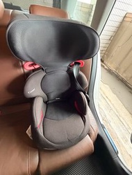 Combi 兒童汽車安全座椅