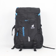 Deuter 30 Liter Backpack Camping Bag/ Travel Backpack/ Quality Bag for Men and Women