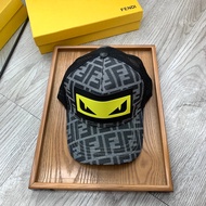 FENDI555FF Classic Black White Plaid Baseball Cap