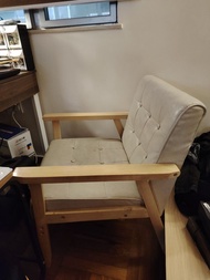 實木梳化單人椅 ,皮櫈，皮革木櫈，木椅，chair
