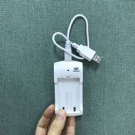 GP usb電池充電器