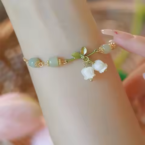 Fashion White Floral Leaf Bracelet Trendy Lily Valley Charm Green Nature Stone Beaded Bracelet for W