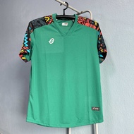 เสื้อกีฬาคอวี ตัดต่อหัวไหล่ Ego Sport รุ่น EG 5156