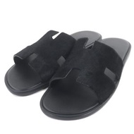 全新愛馬仕 (HERMES) 2025 春夏系列 Izmir Harako 皮革 Veau Moire 波紋拖鞋，黑色，41 碼，附防塵袋，義大利製