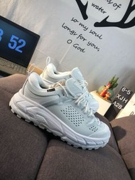 HOKA ONE ONE Tor Ultra white gray白灰