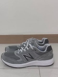 New balance 880