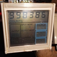 Japan OMRON H8CA-DHS Counting/Timer Counter Timer 12-120v (D1)