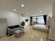 บ้านเดี่ยว 1 ห้องนอน 1 ห้องน้ำส่วนตัว ขนาด  ตร.ม. – สุขุมวิท(มีระเบียง) (S hostel Sukhumvit48 ,Phrak