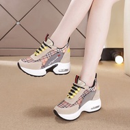 sneakers Vans shoes A (1) B (1) D (1) E (1) F