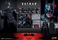 Hot Toys MMS786 CAPTAIN BATMAN & ROBIN BATMAN