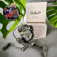 รอกขายดี SAP SAGEแขนหมุนเกลียว เบอร์1000 2000 3000 รอกสปินนิ่ง ตีเหยื่อปลอม รอกตกปลา มี พร้อมส่ง
