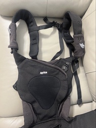 Aprica koala Mesh Plus 初生嬰兒孭帶背帶