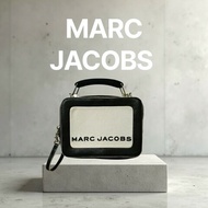 ‼️母親節狂降🫅‼️（原$4800）只到5/10⏰㊣✨ Marc Jacobs✨馬克·雅各布斯 MJ THE MINI BOX BAG20 黑白 牛皮 餐盒包 手提包 肩背包 斜背包/二手精品/二手包