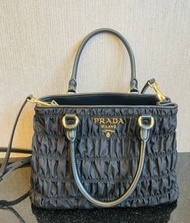 Prada 高菲包 1BA173 TESSUTO GAUFRÈ 二手正品