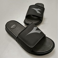 kasut slipper sandal lelaki# men slipper sandal shoes# diadora# kasut # shoe# ready stock