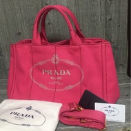 Prada canapa桃粉色