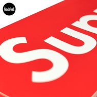[Genuine Free Shipping] supreme BOXLOGO Red Sticker Sticker Luggage Sticker Computer Notebook Sticke
