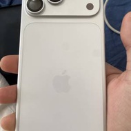 iPhone 17 pro max 256 銀