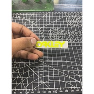STICKER OAKLEY FLUORESCENT  | Sticker Motor, Kereta