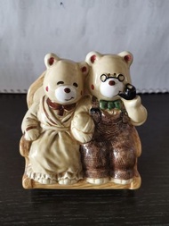 熊仔安樂椅錢罌