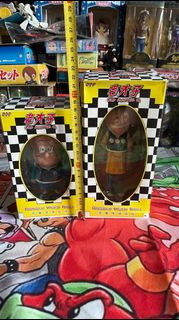 2008年 OMQ老夫子 限量汽車搖頭公仔 玩偶 搖頭娃娃 全新品 打包出售。