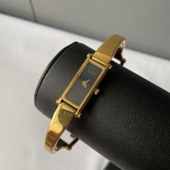 Gucci 金色手鐲錶 1500L 長方造型 黑色錶面 手鐲錶 正常走時