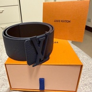 LV Taurillon 40毫米雙面皮帶