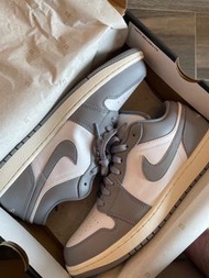 Nike Air Jordan 1 low Grey white vintage