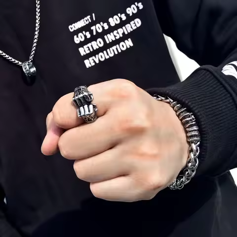 Self Defense Gadgets Ring Personal Security Protection Equipment Supplies For Travel Outdoor Surviva