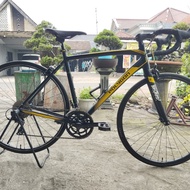 Sepeda Balap Roadbike Polygon Strattos S3 Upgrade