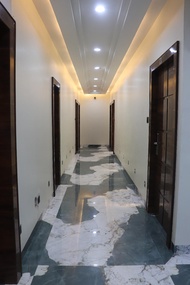 HOTEL VANIKA,S